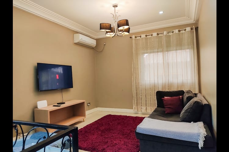BELLE VILLA DE 04 CHAMBRE - NYALLA, DOUALA 7