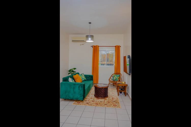 Bel Appartement de 02 chambres - Akwa Douala 18