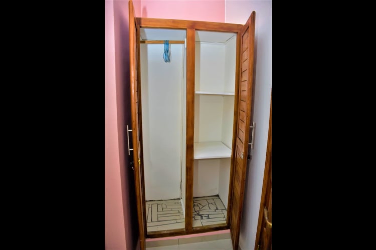 Single Room SR - Douala, Bonamoussadi 5