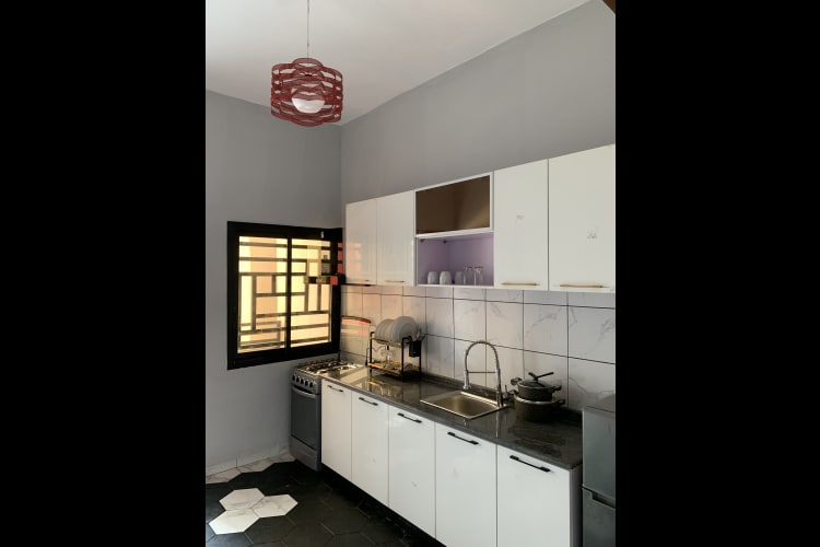 Appartement C (rez-de-chaussée) - Kribi, Talla 4