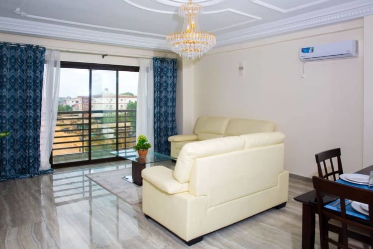 2 bedrooms apartment RG - Douala, Logpom 1