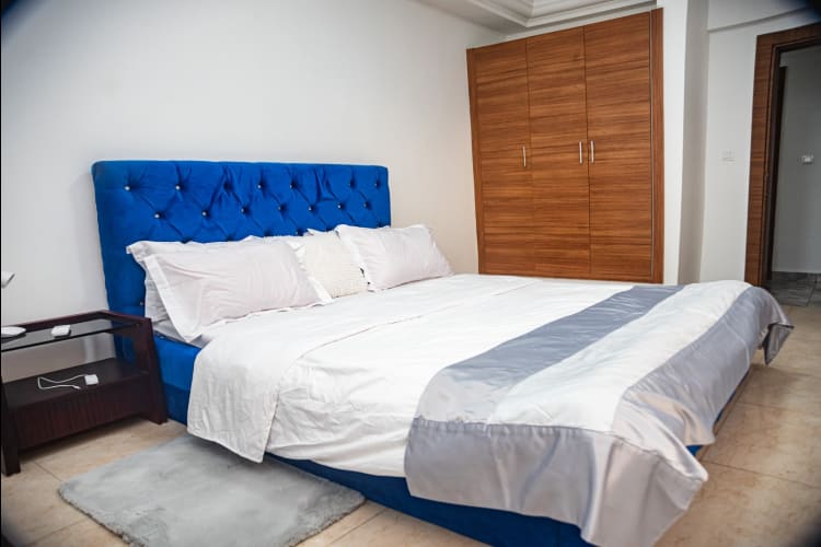 Luxury Apartment 03 Bedrooms - Bonapriso, Douala 12