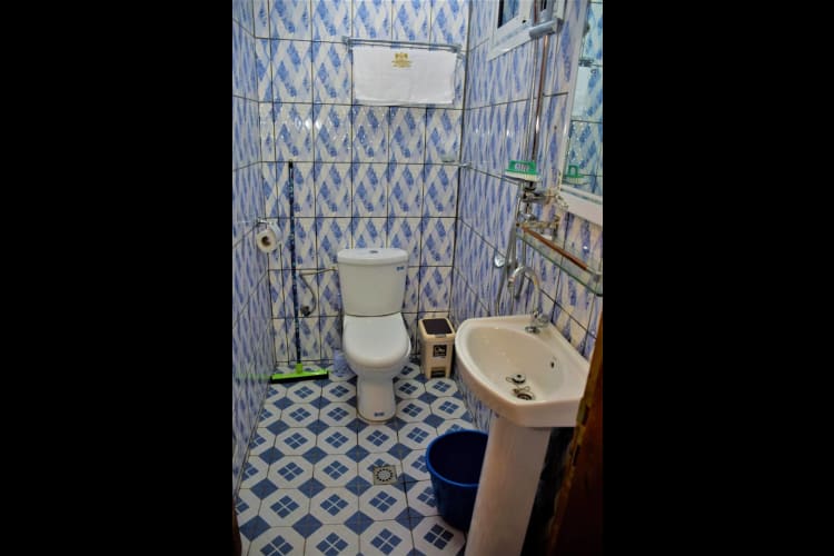 Bedroom with kitchen SR - Douala, Bonamoussadi 9