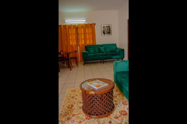 Bel Appartement de 02 chambres - Akwa Douala 9