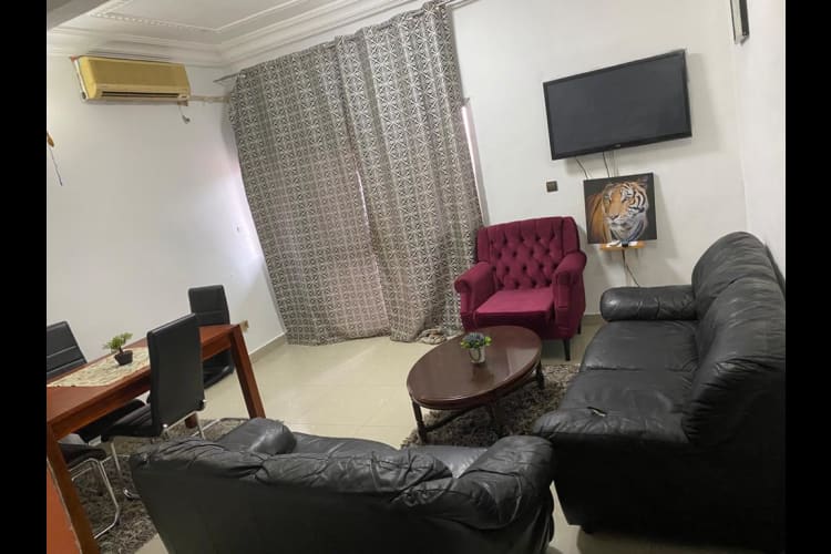 Bel Appartement de 02 chambres - Makepe, Douala 1