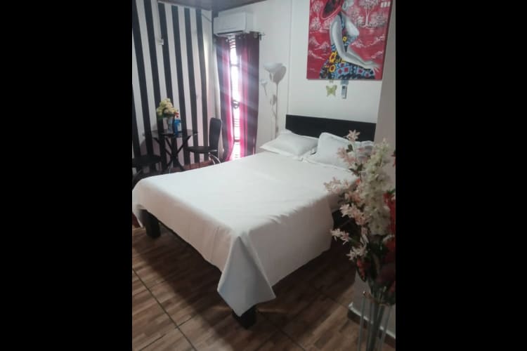 Jolie chambre meublée LGH - Douala, Nouvelle route cité 3