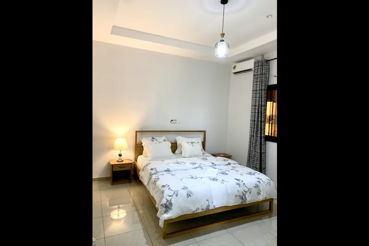 Magnifique studio - Kribi , Talla 18