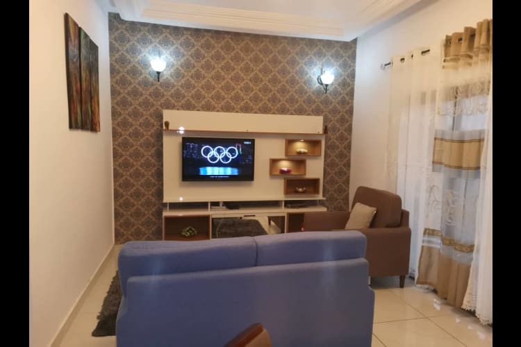 Chic Studio Confortable NS avec compteur prépayé - Ndogbong, Douala 3