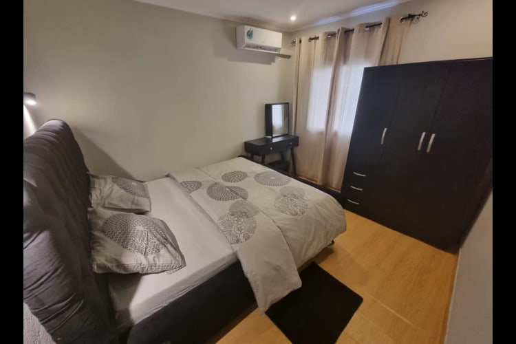 Studio TH - Douala, Akwa 5