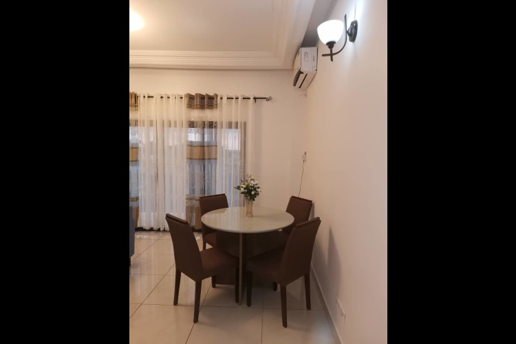 Chic Studio Confortable NS avec compteur prépayé - Ndogbong, Douala 4