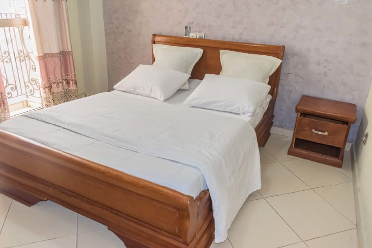 Appartement 2 ch 4S (avec compteur prépayé)- Douala, Cité SIC Ange Raphael  9