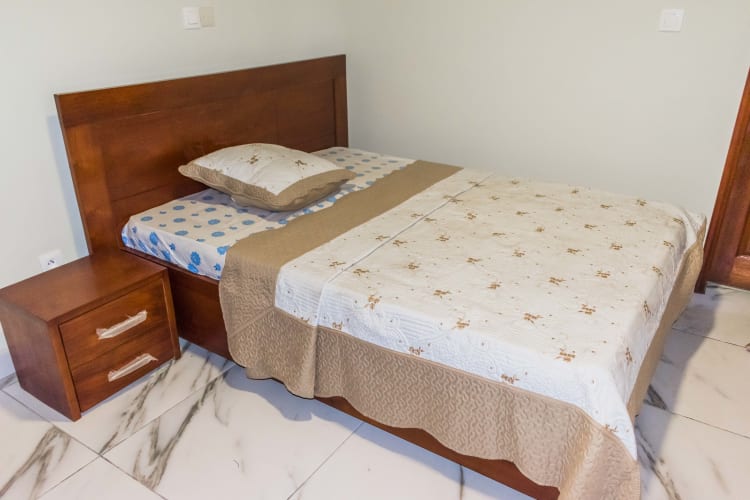 Very nice 3 bedrooms appartment for monthly rent (800.000 Fcfa) - Douala, Bonaberi  11
