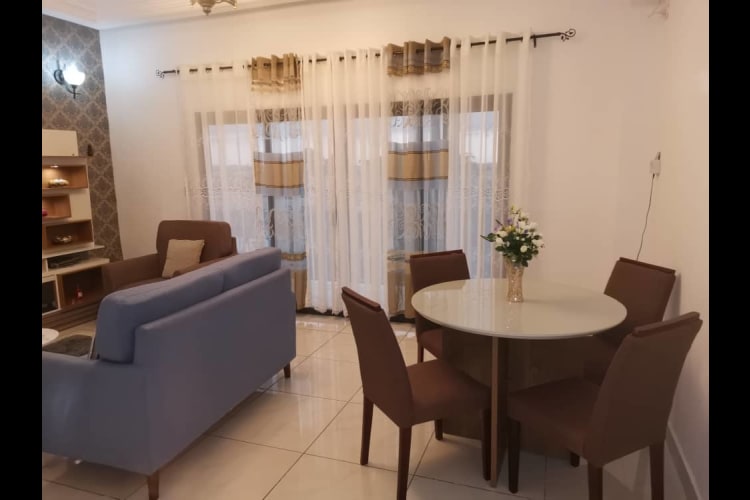 Chic Studio Confortable NS avec compteur prépayé - Ndogbong, Douala 12