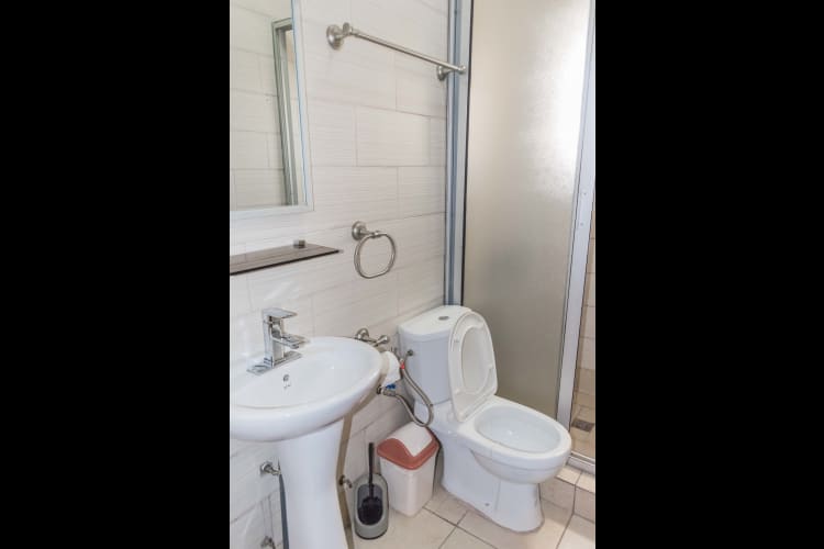 Nice 3 bed 4 bath appartment - Douala, Cité SIC Ange Raphaël 13