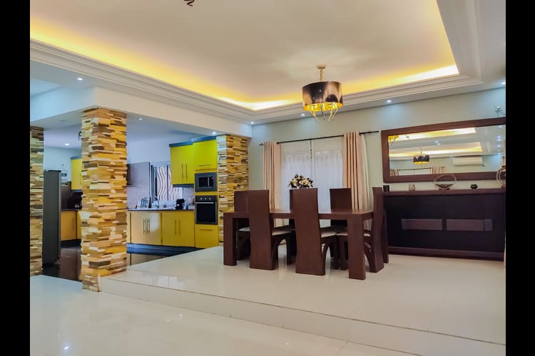 BELLE VILLA DE 04 CHAMBRE - NYALLA, DOUALA 4