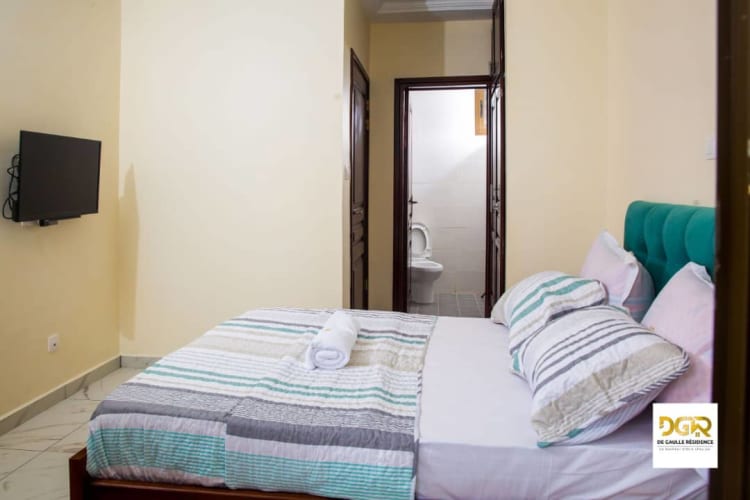 Studio RG - Douala, Logpom 5