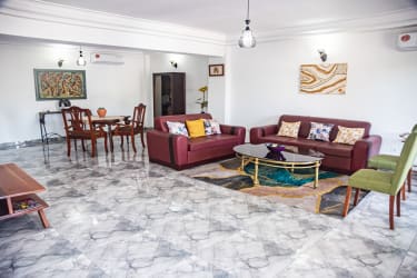 Luxury Apartment 03 Bedrooms - Bonapriso, Douala 5