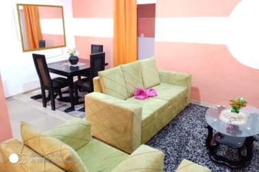 Appartement 2 CH DA - Yaoundé, Omnisport