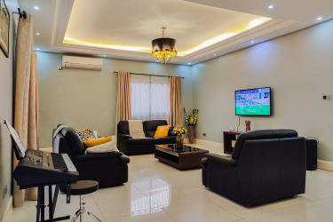BELLE VILLA DE 04 CHAMBRE - NYALLA, DOUALA 2