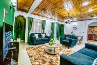 Studio RO -Douala, Bonapriso 5