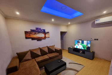 Studio TH - Douala, Akwa