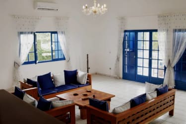 Duplex 6 Bedrooms, 7 Bathrooms LMB - Kribi, Mahale 2