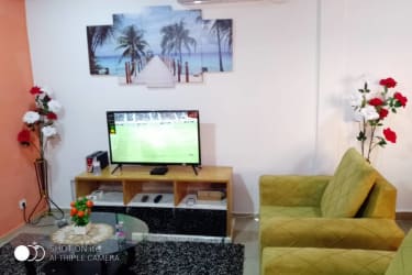 Appartement 2 CH DA - Yaoundé, Omnisport 4