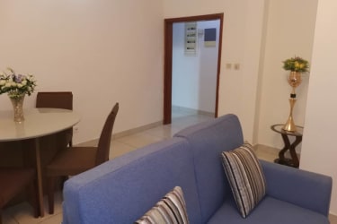 Chic Studio Confortable NS avec compteur prépayé - Ndogbong, Douala 2