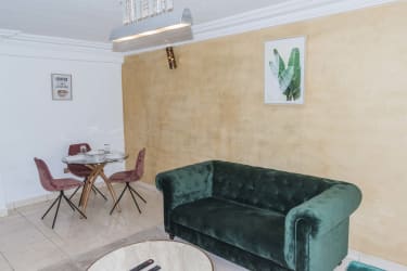  Des Studios Luxueux et très Confortables - Bonapriso, Douala 2
