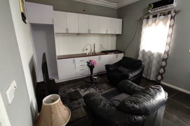 Studio BH - Douala, Bojongo 4