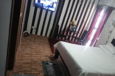 Jolie chambre meublée LGH - Douala, Nouvelle route cité 5
