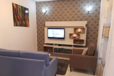 Chic and Comfortable studio NS with prepaid meter - Ndogbong, Douala