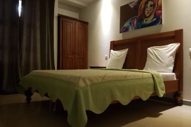 Appartement 2 chambres TA -Douala, Bonapriso  5