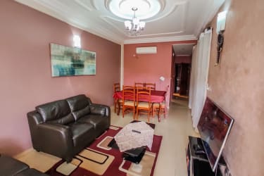 Nice 3 bed 4 bath appartment - Douala, Cité SIC Ange Raphaël 3