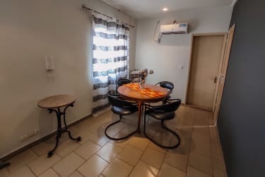 Bel appartment 2 chambres RK -Douala, PK9 5
