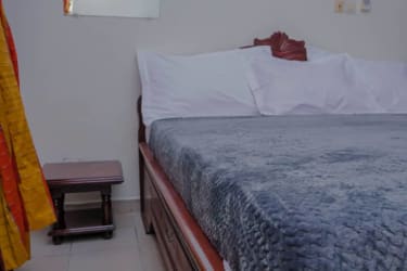 Bel Appartement de 02 chambres - Akwa Douala 4