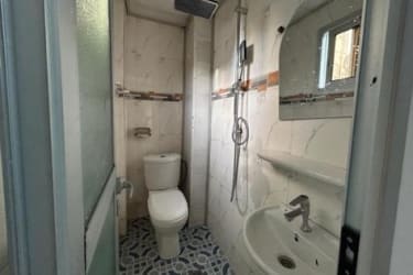Studio moderne  situé en plein coeur de BONAMOUSSADI avec compteur pré-payé 4