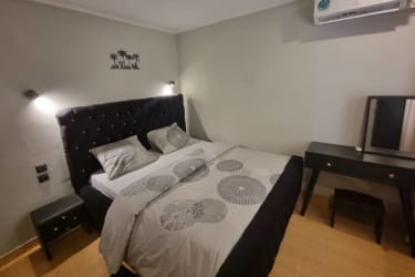 Studio TH - Douala, Akwa 4