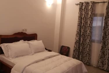 Chic Studio Confortable NS avec compteur prépayé - Ndogbong, Douala 5