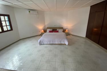 Grande chambre A70 RC - Kribi, Bibwambe