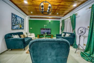 Studio RO -Douala, Bonapriso 4