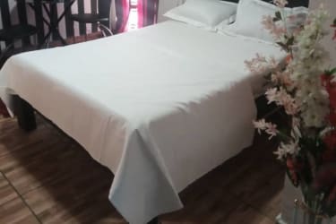 Jolie chambre meublée LGH - Douala, Nouvelle route cité 3