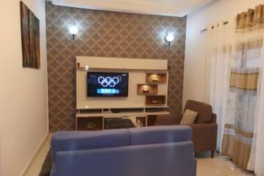 Chic Studio Confortable NS avec compteur prépayé - Ndogbong, Douala 3