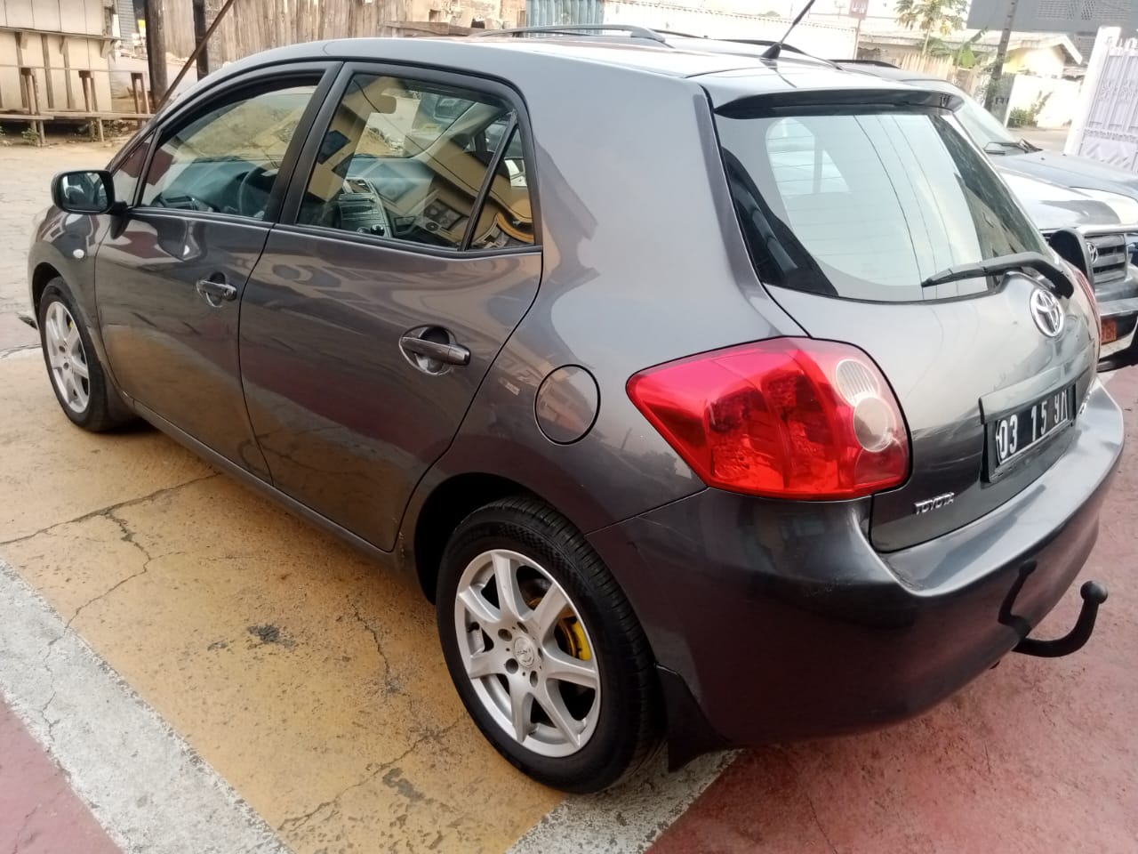 Toyota Auris 