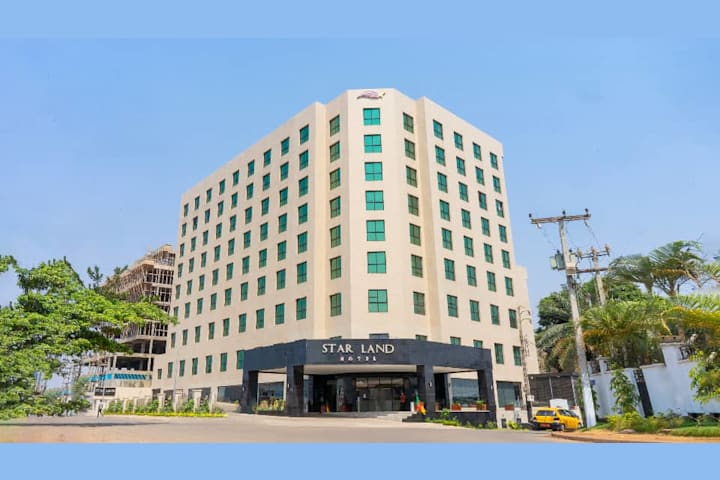 STAR LAND HOTEL BASTOS