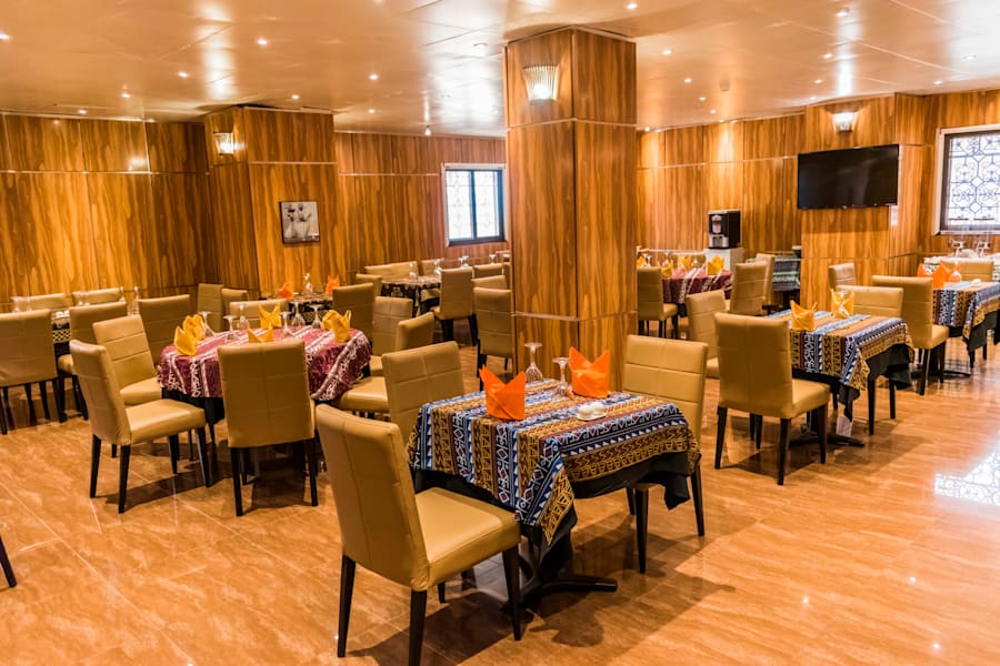 Noubou International Hotel Bonapriso 5