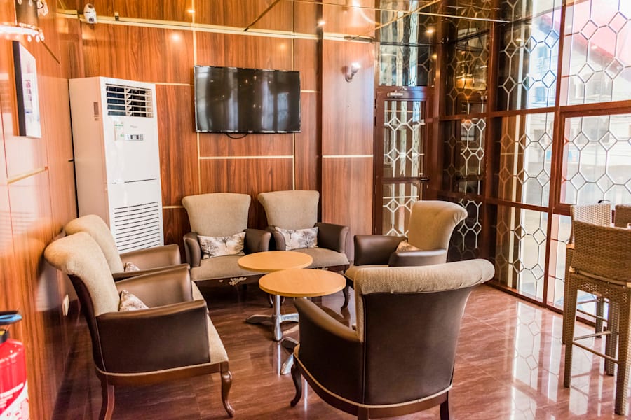 Noubou International Hotel Bonapriso 17