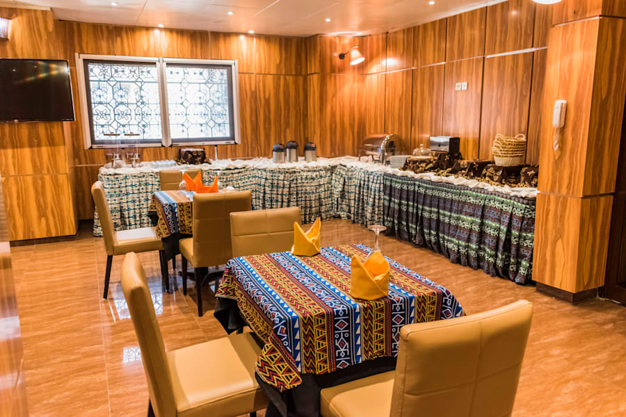 Noubou International Hotel Bonapriso 11