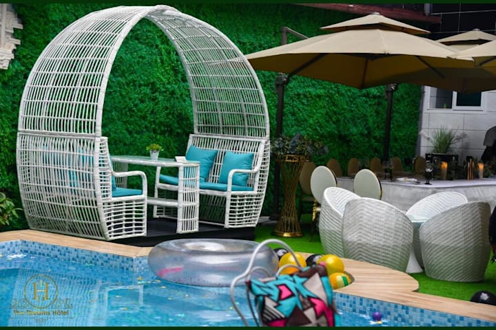 The Dreams Hotel 6