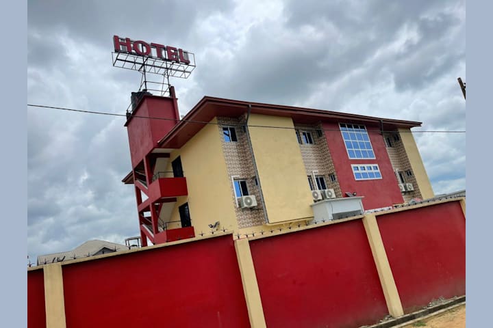 HOTEL PEPON 6